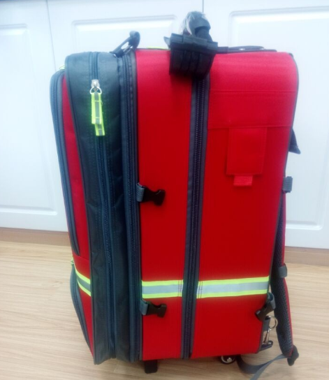 卫生应急个人携行装备